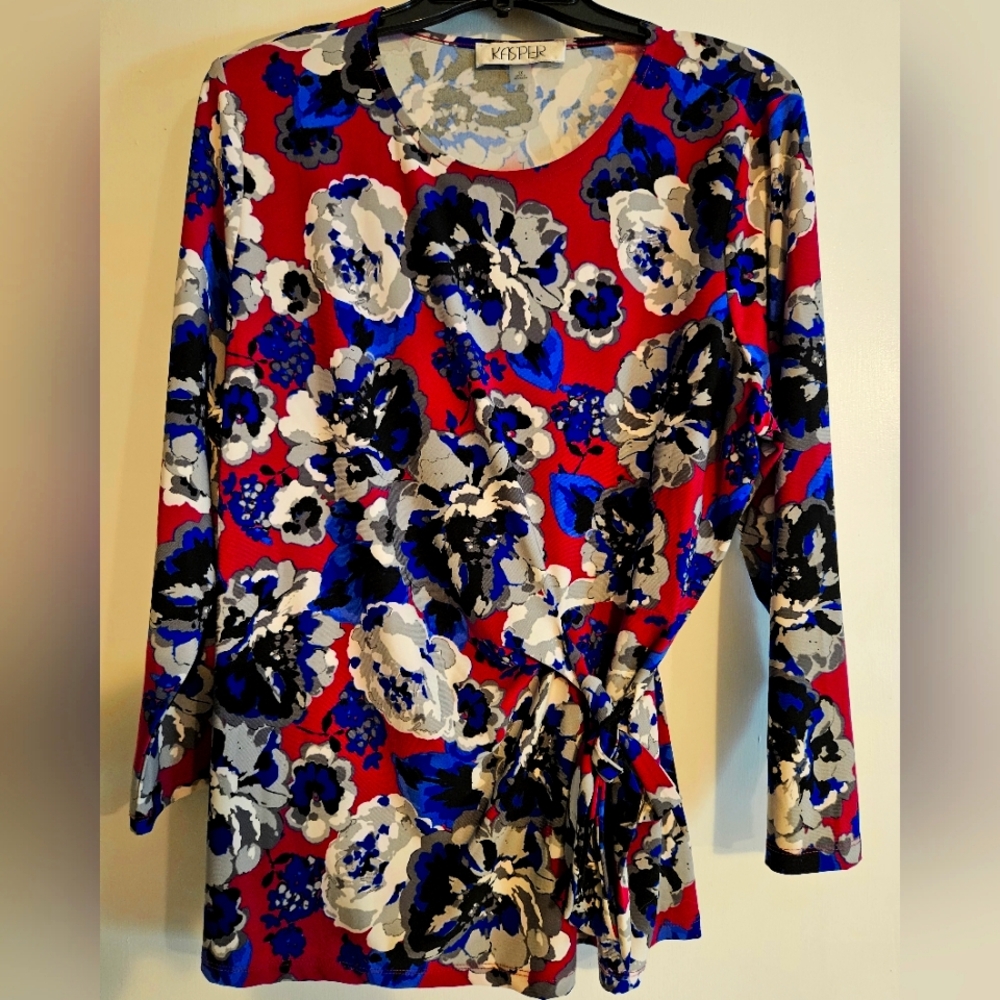 Women's Kasper tie front long sleeve blouse size 1X beautiful colors Never worn.